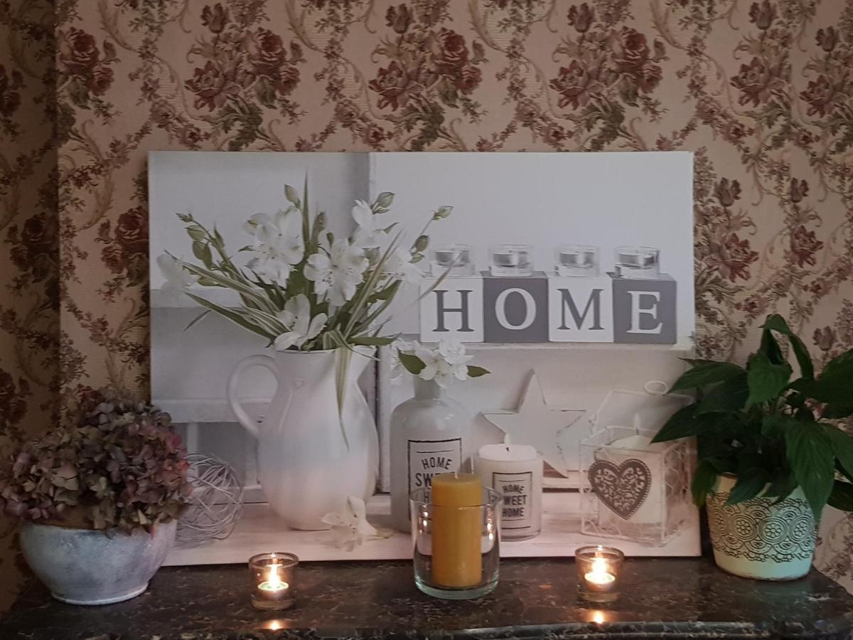 Maison De Berry Bed & Breakfast Villedieu-les-Poëles Εξωτερικό φωτογραφία